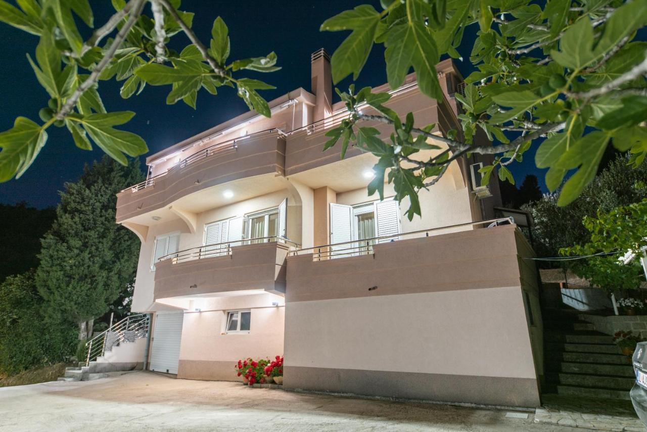 Apartments Villa Egzon Ulcinj Kültér fotó